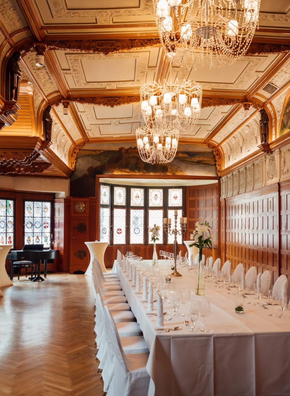 Het restaurant en wijnhuis Uhle in Schwerin met zijn evenementenhal