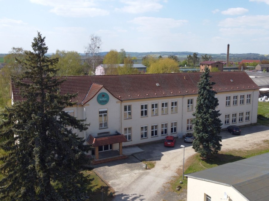 Haus Frontansicht, © Kultur.Schule Malchin / Zeissler Haus Frontansicht, © Kultur.Schule Malchin / Zeissler