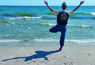 Yoga am Strand in Juliusruh // © Margrit Freitag Yoga am Strand in Juliusruh // © Margrit Freitag