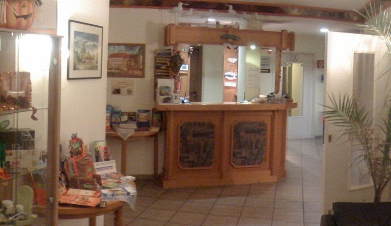 Rezeption Hotel Kiebitz, &copy; Hotel Kiebitz an der Ostsee