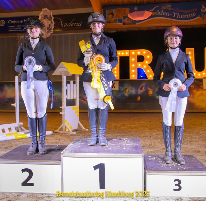 Bernsteinreitertag Hirschburg // &copy; DE