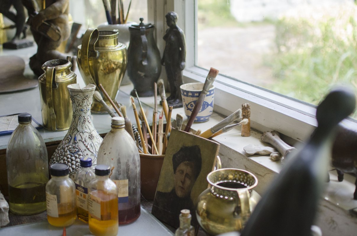 Schildergerei in de studio en het museum van Otto Niemeyer-Holstein // &copy; TMV/Nikulski