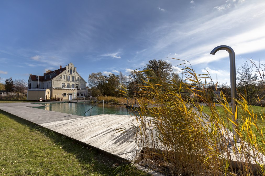 Michael Weise_ Hausansicht Bildlaufleiste Web, © Hotel Gutshaus Parin Michael Weise_ Hausansicht Bildlaufleiste Web, © Hotel Gutshaus Parin