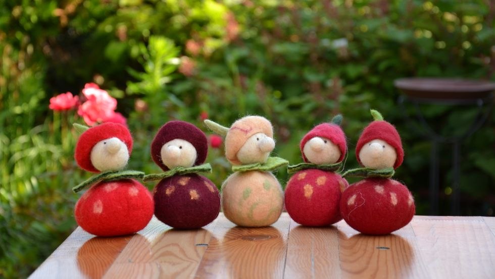 Schattige aardbeien kabouters en vele andere unieke items kunnen worden bekeken // &copy; Kreativurlaub Rieth/Siedl