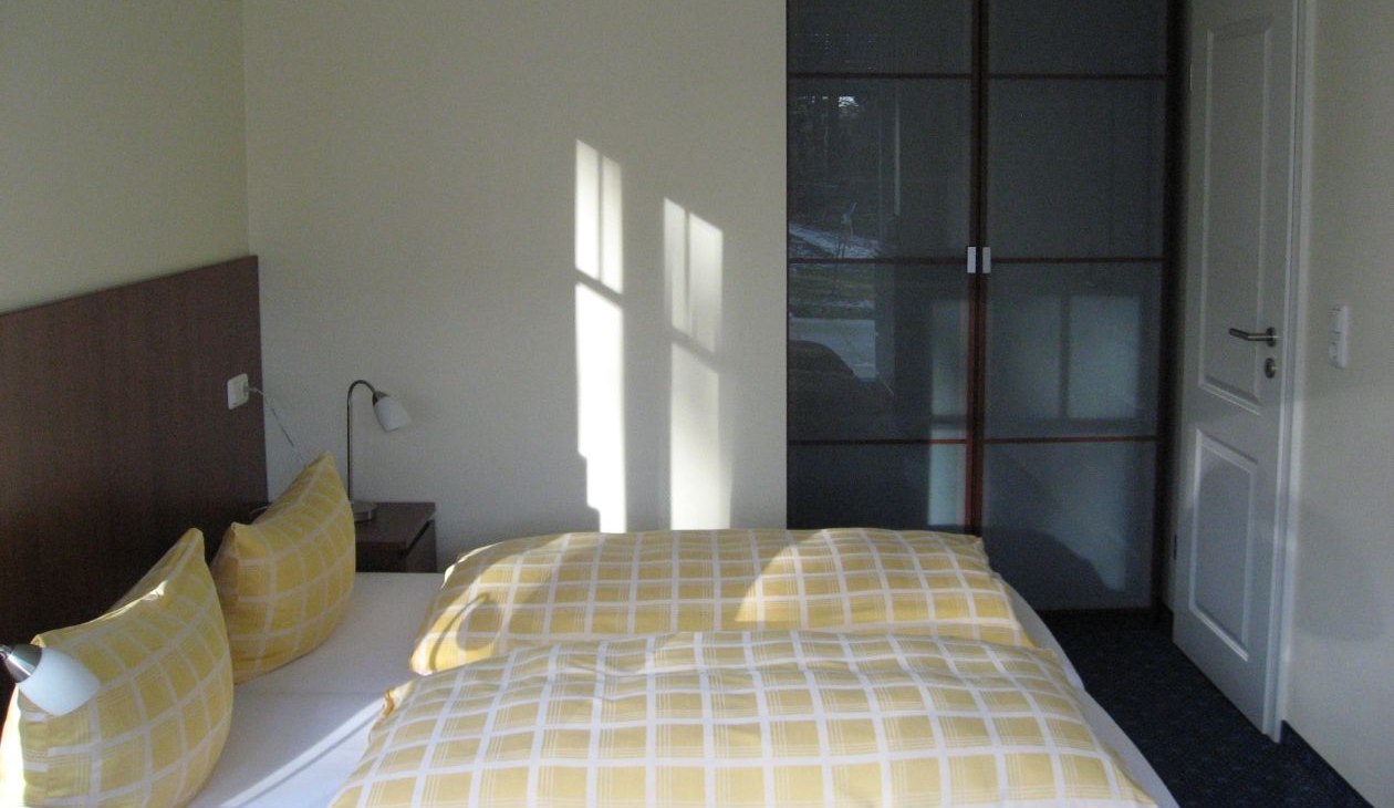 Schlafzimmer im Appartementhaus Ostseeresidenz, © Appartementhaus Ostseeresidenz Schlafzimmer im Appartementhaus Ostseeresidenz, © Appartementhaus Ostseeresidenz