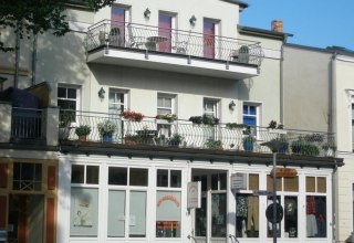 Zicht op het huis vanaf de Kurpark-kant // © Thomas Alisch Zicht op het huis vanaf de Kurpark-kant // © Thomas Alisch