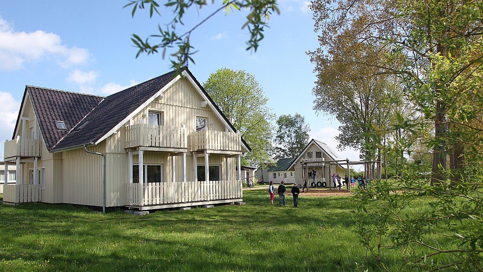 Buitenaanzicht van de jeugdherberg, © DJH MV Buitenaanzicht van de jeugdherberg, © DJH MV