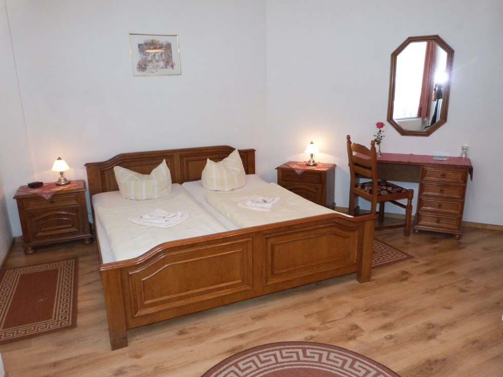 Doppelzimmer im Landhaus Dargelin // &copy; Landhaus Dargelin