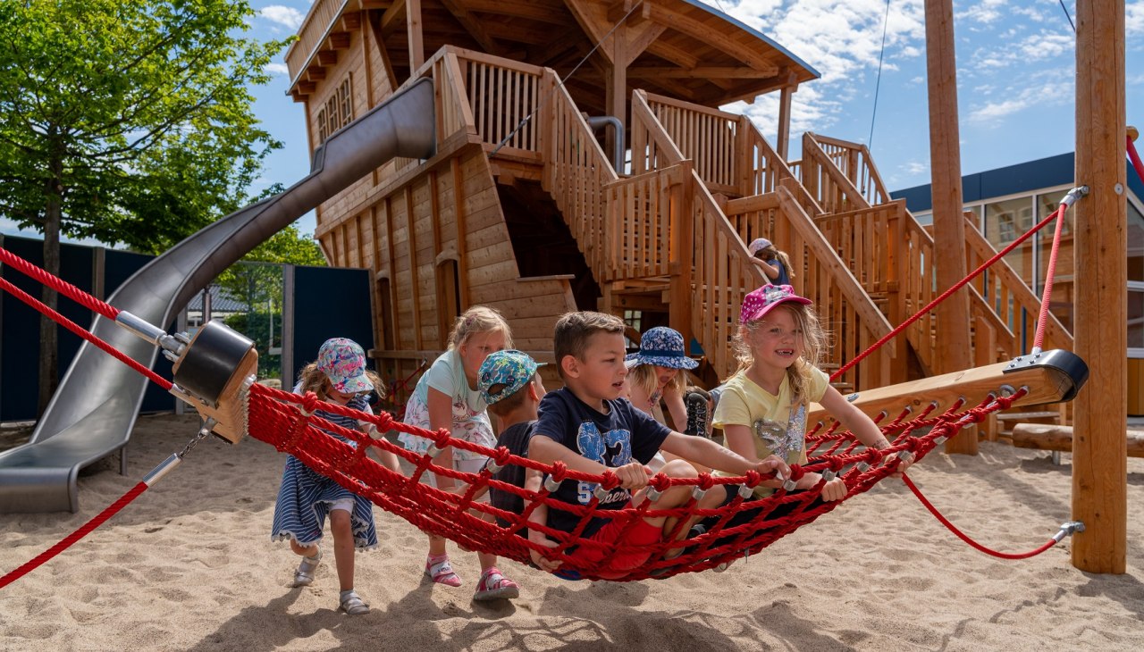 Experimentarium Schaukel, © Maik Gärtner Experimentarium Schaukel, © Maik Gärtner