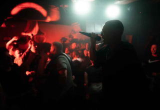 Zimi Live, © EnBloc Music Group