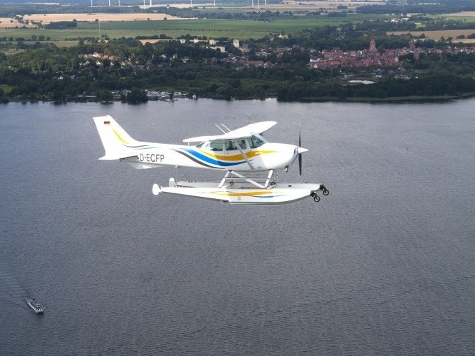 Fly&Sail, &copy; Page Fly&Sail