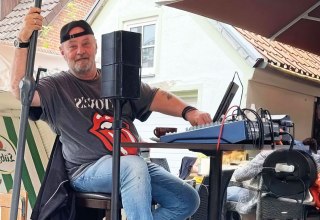 Hirsch-Beats: Pop, Rock & Schlager | Restaurant | Cafe | Bar Hirsch // &copy; Thieme GmbH