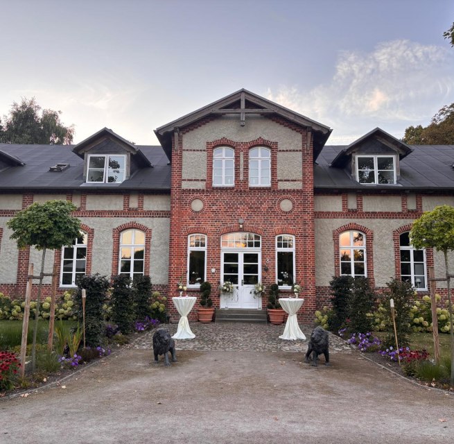 Gutshaus Gro&szlig; Upahl mit Ferienwohnungen // &copy; Henze