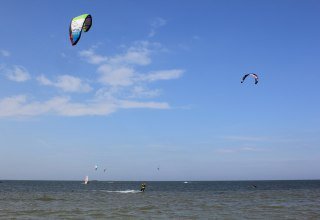 Surf- und Kitespot Gahlkow am Greifswalder Bodden, © Tourismusverband Vorpommern e.V./ Nicole Spittel