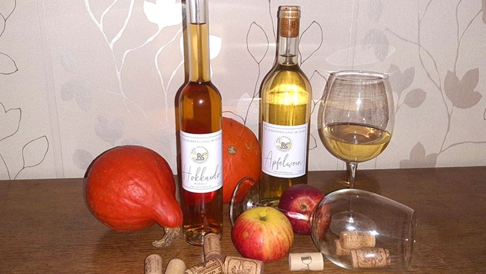 K&uuml;rbiswermut und Apfelwein // &copy; Rico Stoltenfeld