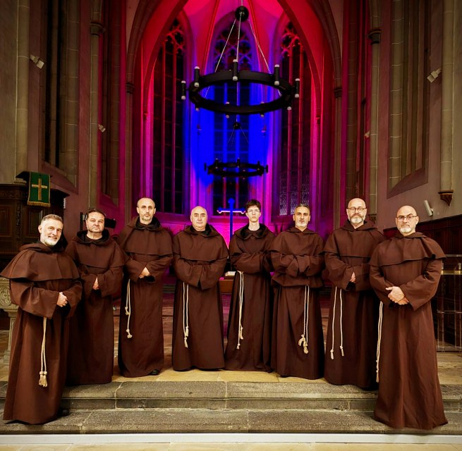 © MAGIC GREGORIAN NIGHT