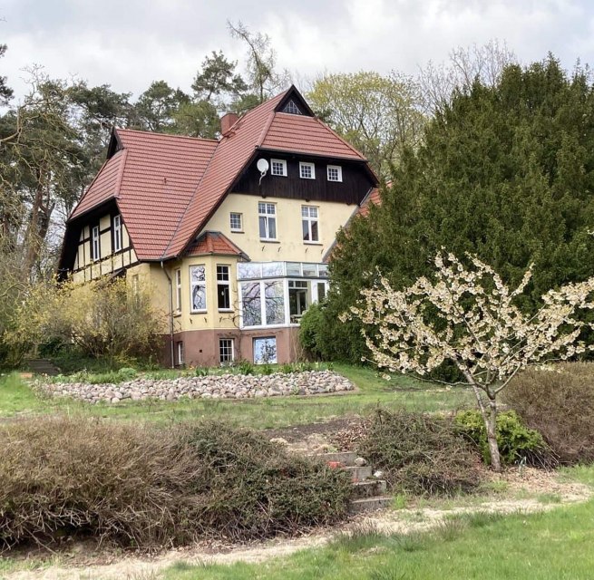 Südansicht Gartenhaus am Inselsee // © Fischer Südansicht Gartenhaus am Inselsee // © Fischer