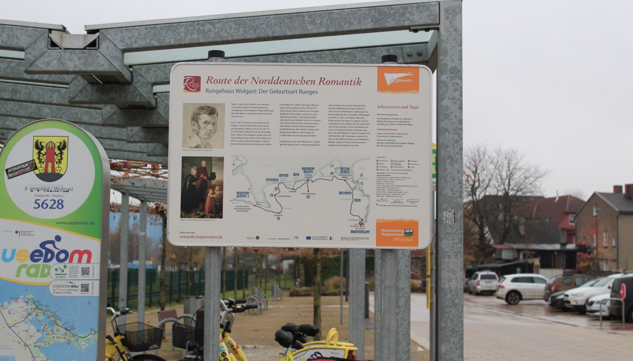 Infotafel zur Route der Norddeutschen Romantik zwischen Haltepunkt der UBB und Rungehaus, © tvv-anne wiegert Infotafel zur Route der Norddeutschen Romantik zwischen Haltepunkt der UBB und Rungehaus, © tvv-anne wiegert