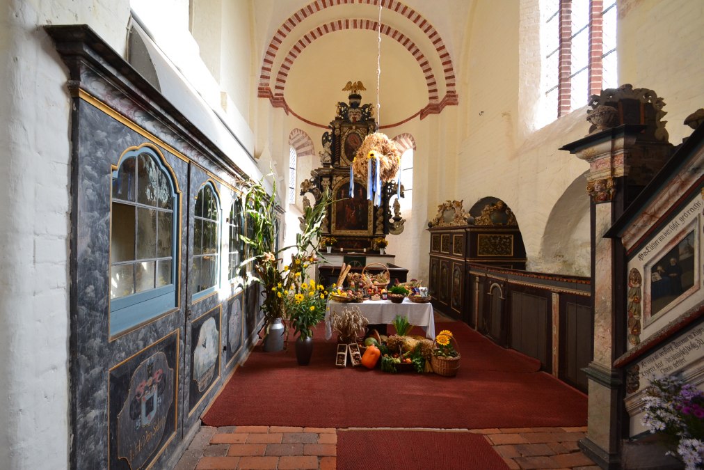St. Johannes Kirche Schaprode - Innenaufnahme -, © Tourismuszentrale Rügen