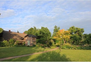 Konzertcafe im Pfarrgarten Starkow // © Backseinkirche und Pfarrgarten e.V. Konzertcafe im Pfarrgarten Starkow // © Backseinkirche und Pfarrgarten e.V.