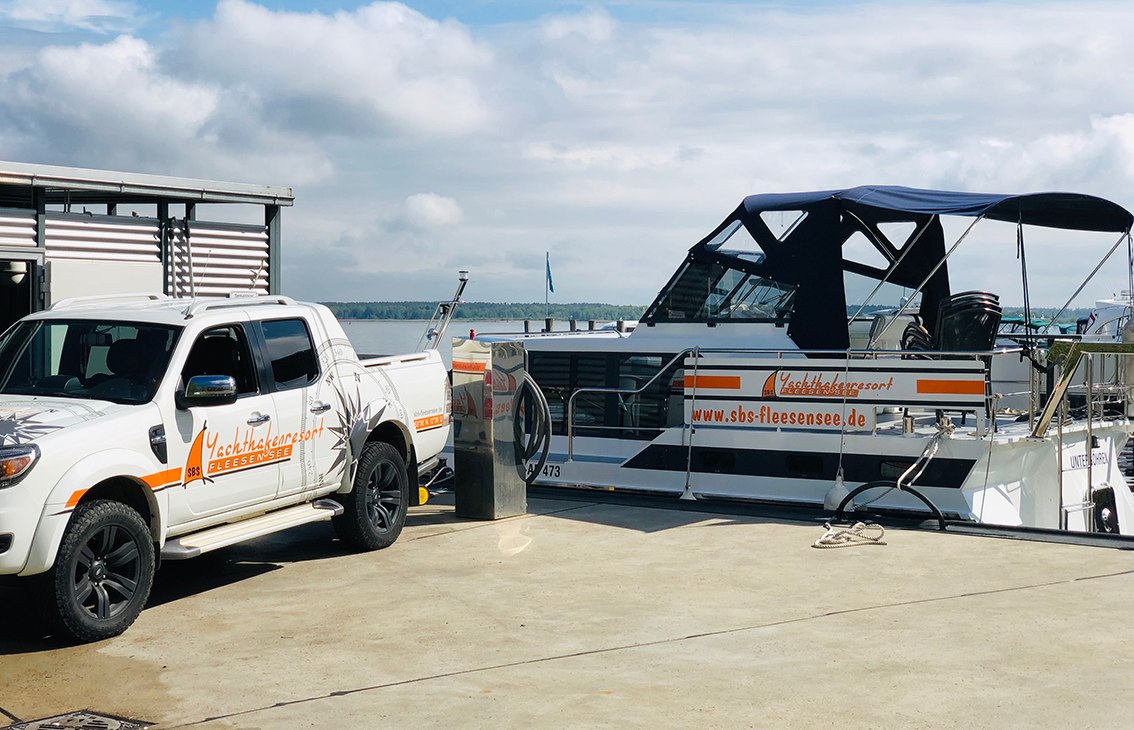 SBS Yachthafenresort Fahrzeuge, © Claudia Kratz SBS Yachthafenresort Fahrzeuge, © Claudia Kratz