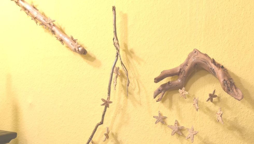 Mobile mit Seesternen aus der Ostsee // &copy; Marie-Luise Merkle