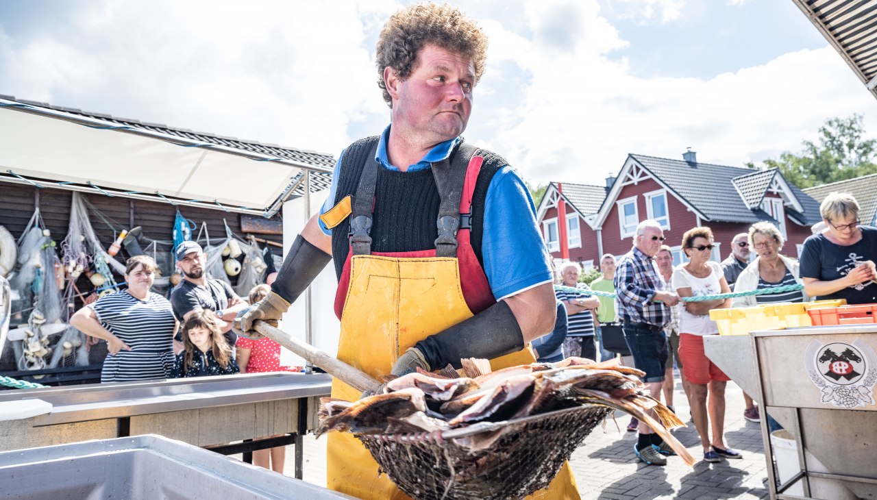 Fischer Koldewitz im Hafen von Gager, © Lars Wehrmann Fischer Koldewitz im Hafen von Gager, © Lars Wehrmann
