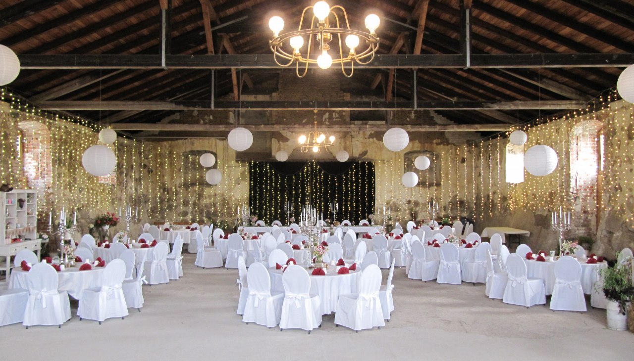 Historische Reithalle im Festgewand, &copy; Schloss Broock GmbH & Co. KG / Jan Fischer