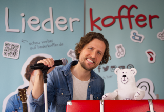 &copy; Liederkoffer
