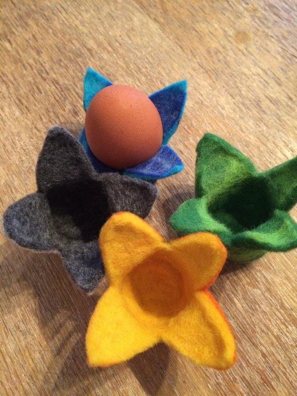 Filz-Eierbecher, &copy; Sandra Loll