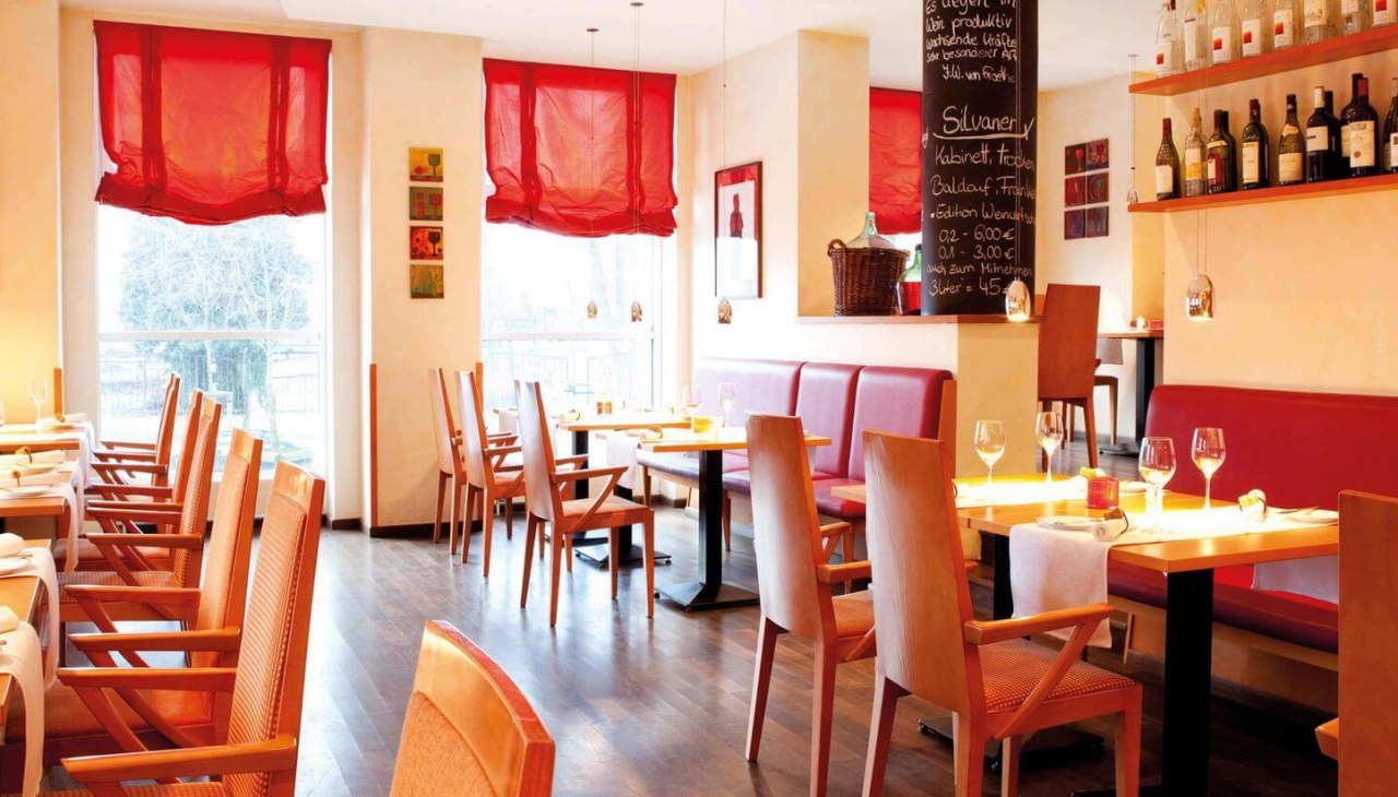 RESTAURANT GASTHOUSE, © TZ HST RESTAURANT GASTHOUSE, © TZ HST