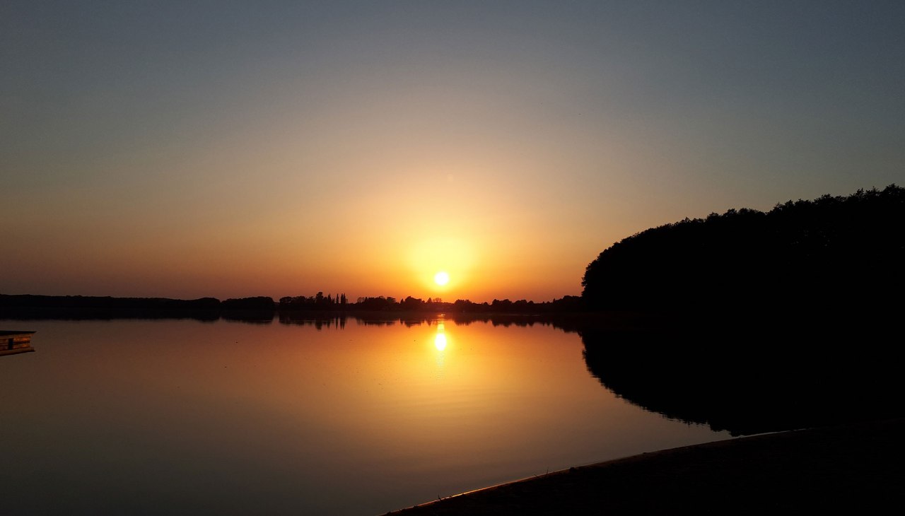 Romantik pur. Die Ruhe beim Sonnenuntergang &uuml;ber dem K&auml;belicksee genie&szlig;en., &copy; Traugott Heinemann-Gr&uuml;der