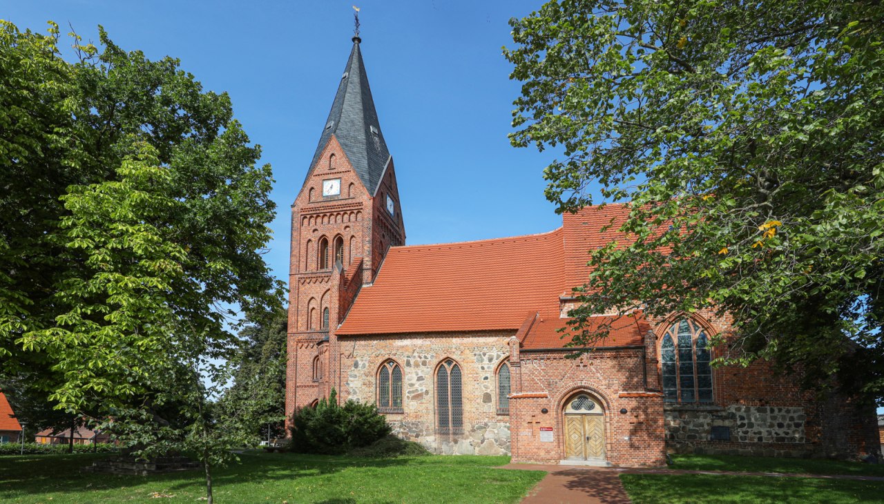 St. Bartholomäus Kirche Damgarten, © Bernsteinstadt Ribnitz-Damgarten St. Bartholomäus Kirche Damgarten, © Bernsteinstadt Ribnitz-Damgarten