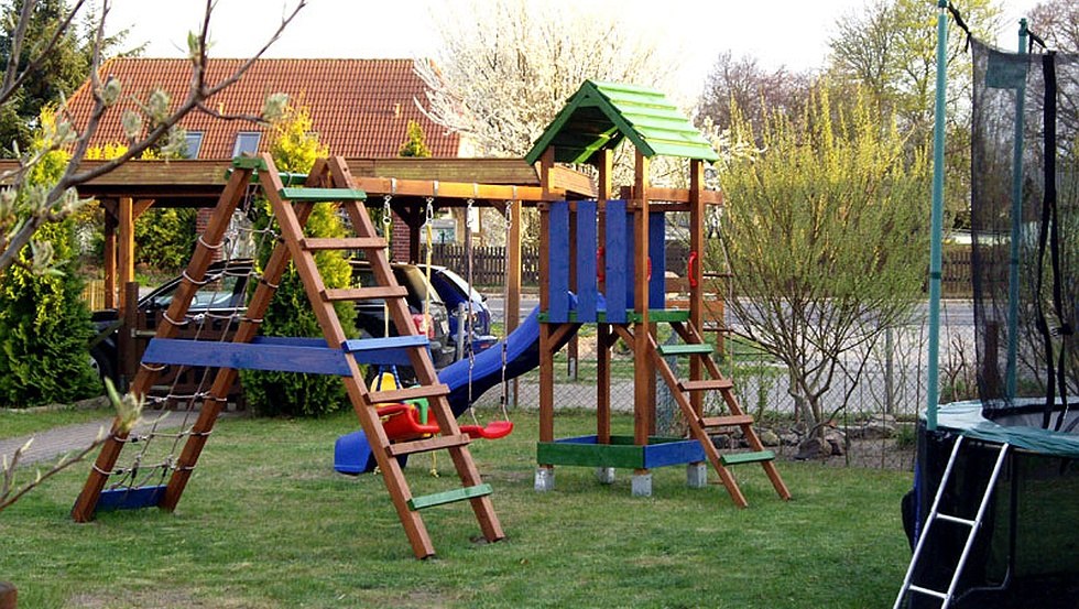 F&uuml;r die Kleinen steht ein Spielplatz bereit, &copy; Familie Schmiedgen