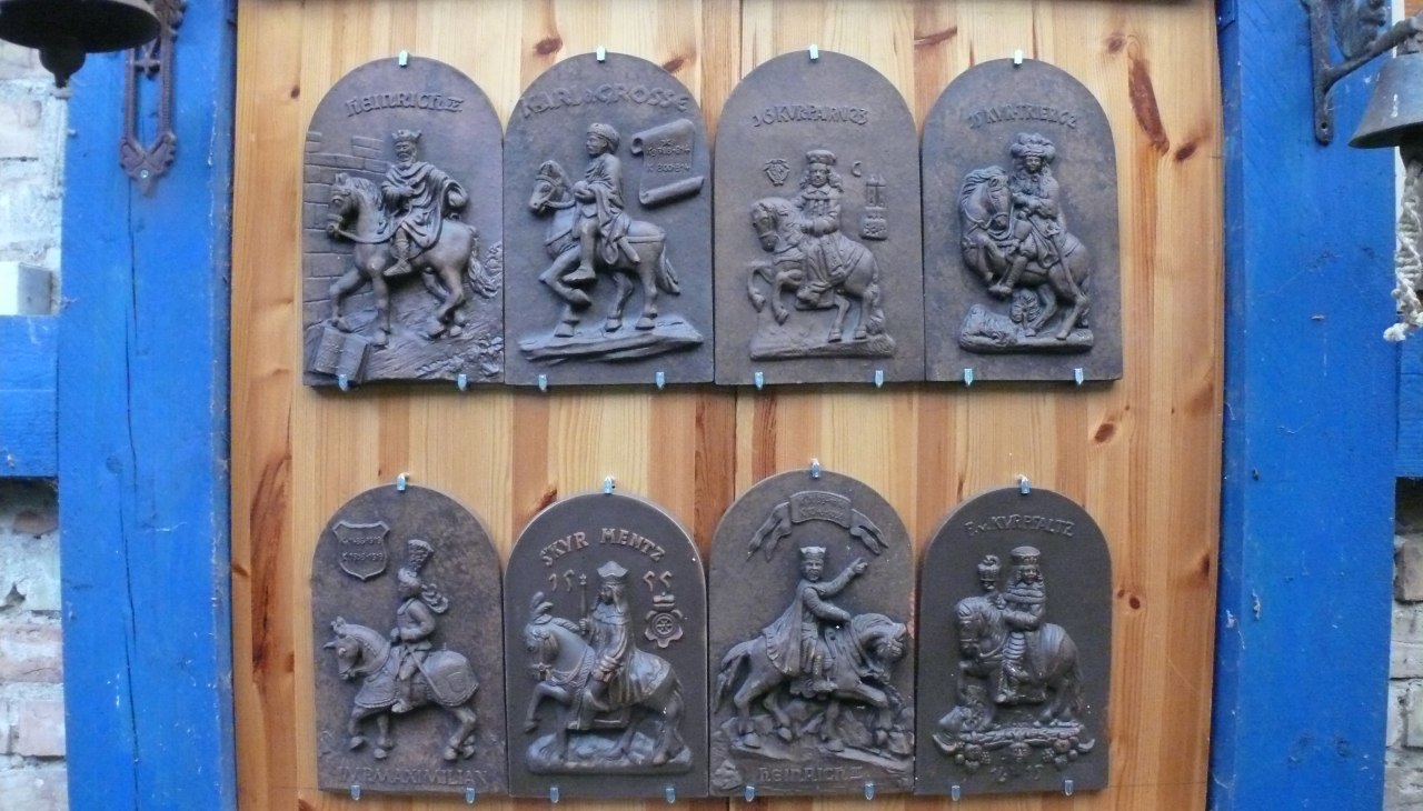 Reliëfsteen, © Peter Ramsch Reliëfsteen, © Peter Ramsch