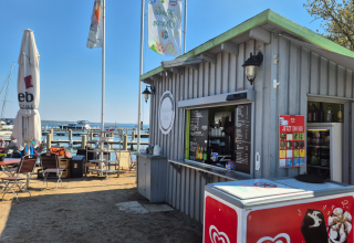 &copy; Gina Schulenberg