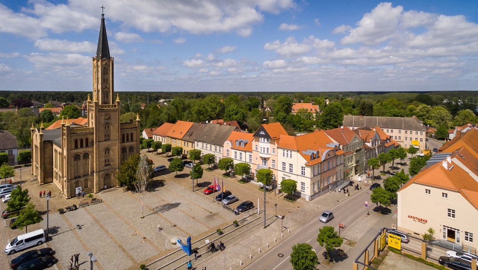 Stadtkirche und Marktplatz F&uuml;rstenberg/Havel, &copy; Regio Nord GmbH