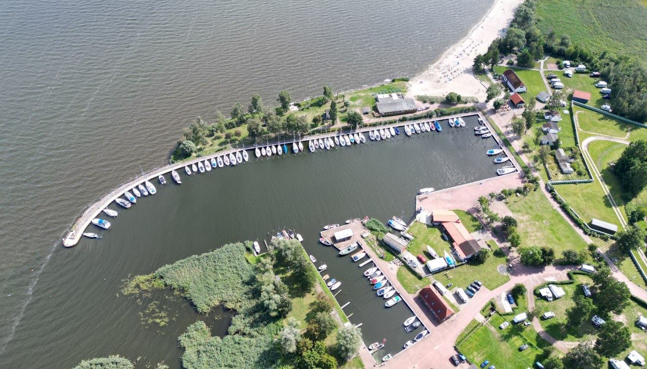 Mönkebude aus der Vorgelperspektive, © Tourismusbetrieb Mönkebude Mönkebude aus der Vorgelperspektive, © Tourismusbetrieb Mönkebude