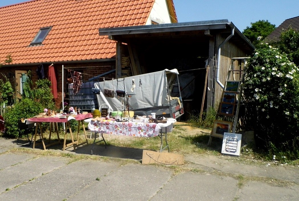Flohmarktstand 1 // © Christina Kuckelt Flohmarktstand 1 // © Christina Kuckelt