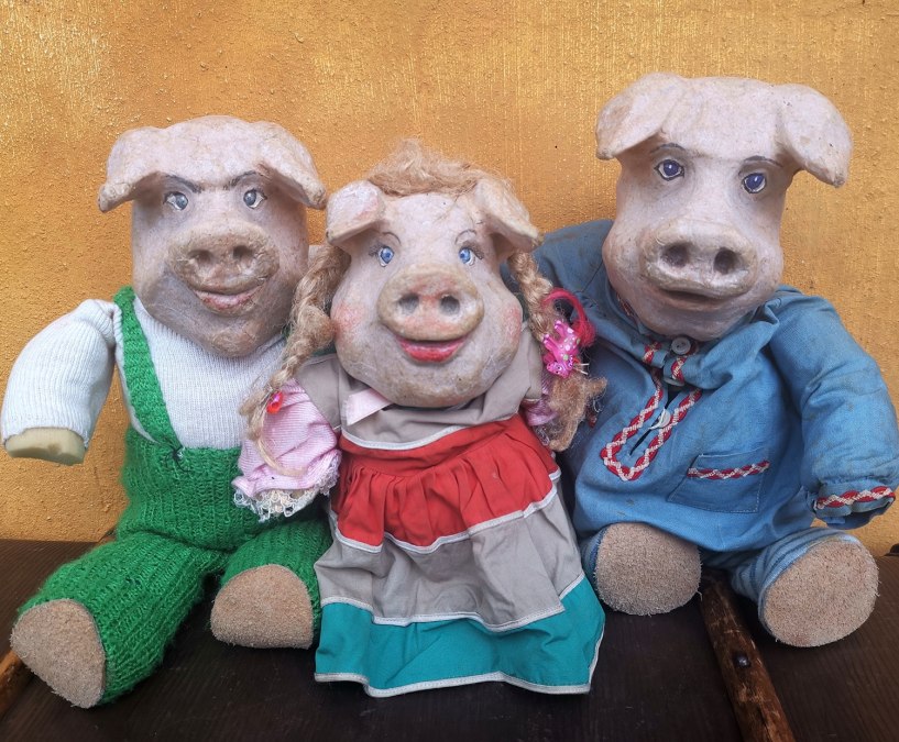 Drei kleine Schweinchen, © Kerstin Zegenhagen - Fotografin Drei kleine Schweinchen, © Kerstin Zegenhagen - Fotografin