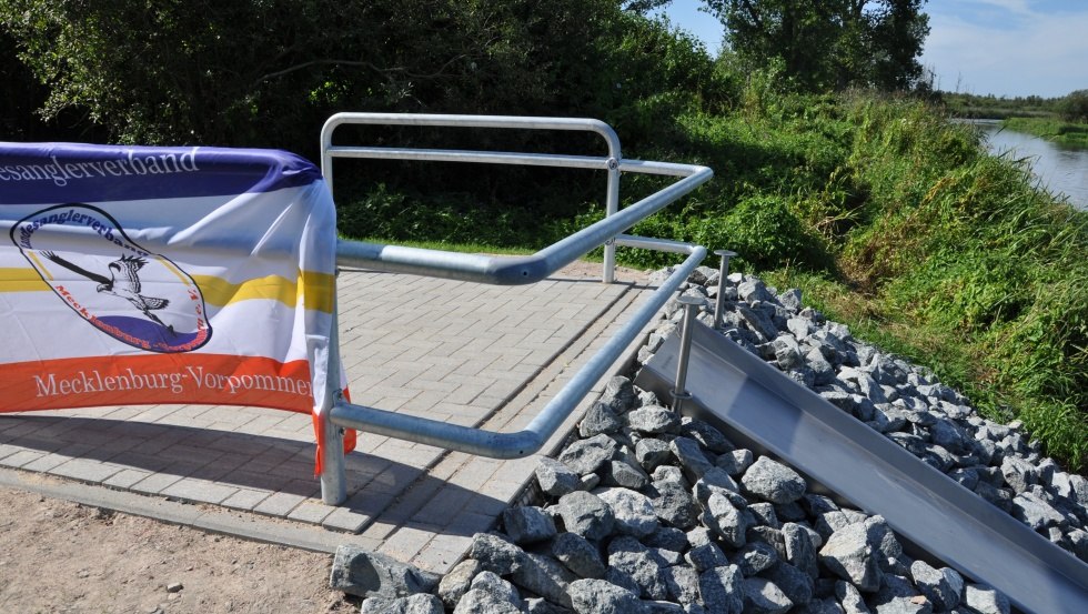 &Uuml;ber die Fischrutsche kann der Fang an Land gezogen werden // &copy; TMV