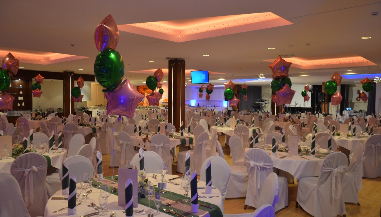 Oudejaarsbal in Strandhotel Seerose, © Silvesterball 31.12.2023.JPG Oudejaarsbal in Strandhotel Seerose, © Silvesterball 31.12.2023.JPG