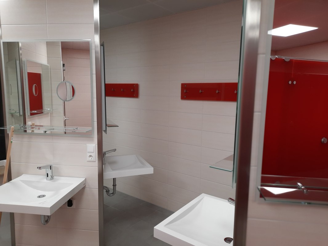 Sanitair gebied Caravan & Resort am Kosenowsee // &copy; caravan