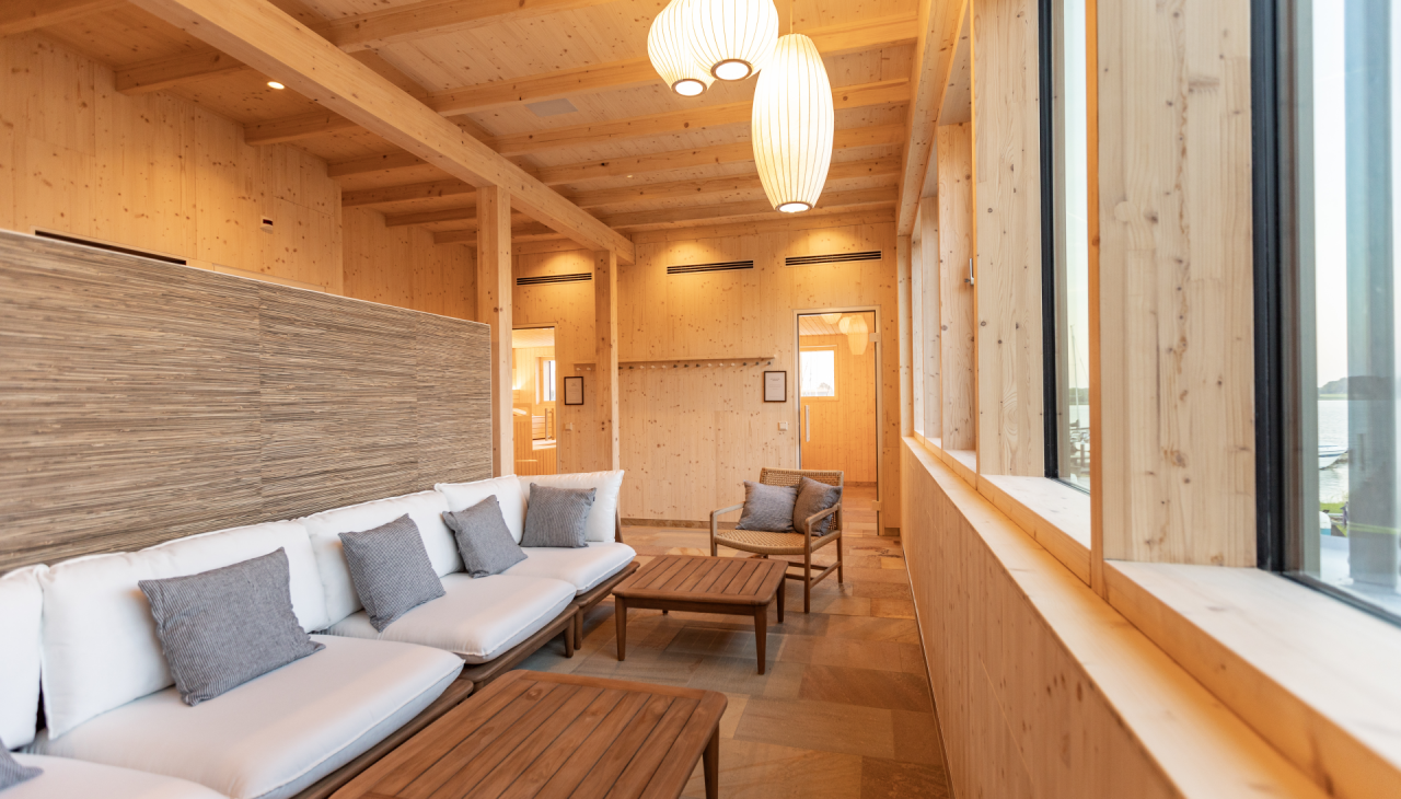 Im-jaich Naturhafen Gustow Panoramasauna, © Florian Melzer/im-jaich Im-jaich Naturhafen Gustow Panoramasauna, © Florian Melzer/im-jaich