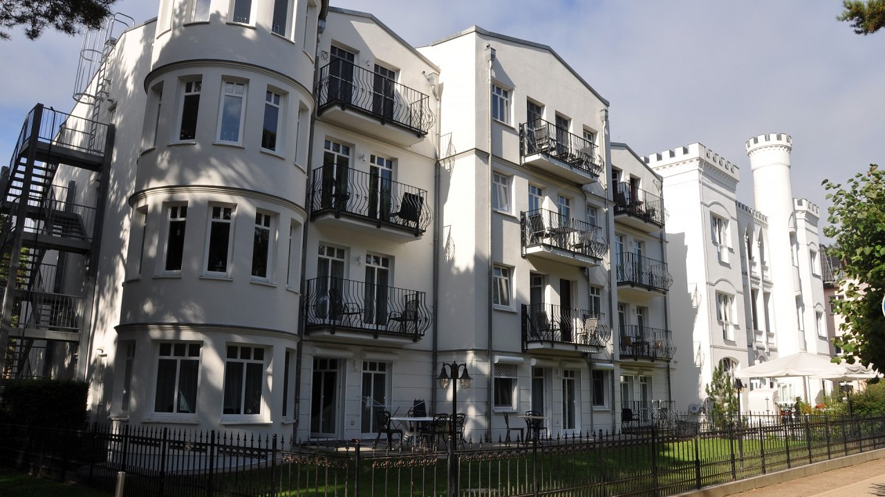 Promenadenseite Hotel Kastell // © MV-T Promenadenseite Hotel Kastell // © MV-T