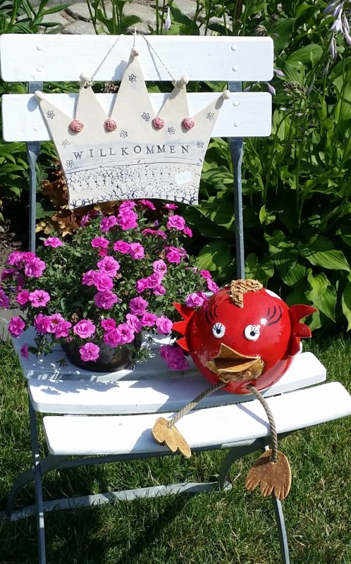 Vogel, Krone... // &copy; Keramikliebe