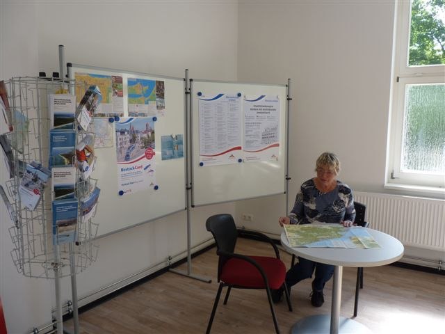 Blick auf das Heidehaus - Sitz der Tourist-Information Markgrafenheide, © Tourismuszentrale Rostock & Warnemünde