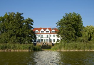 Unser Schloss in Duckwitz - wir freuen uns auf Sie!, © Ferien am Schloss Duckwitz