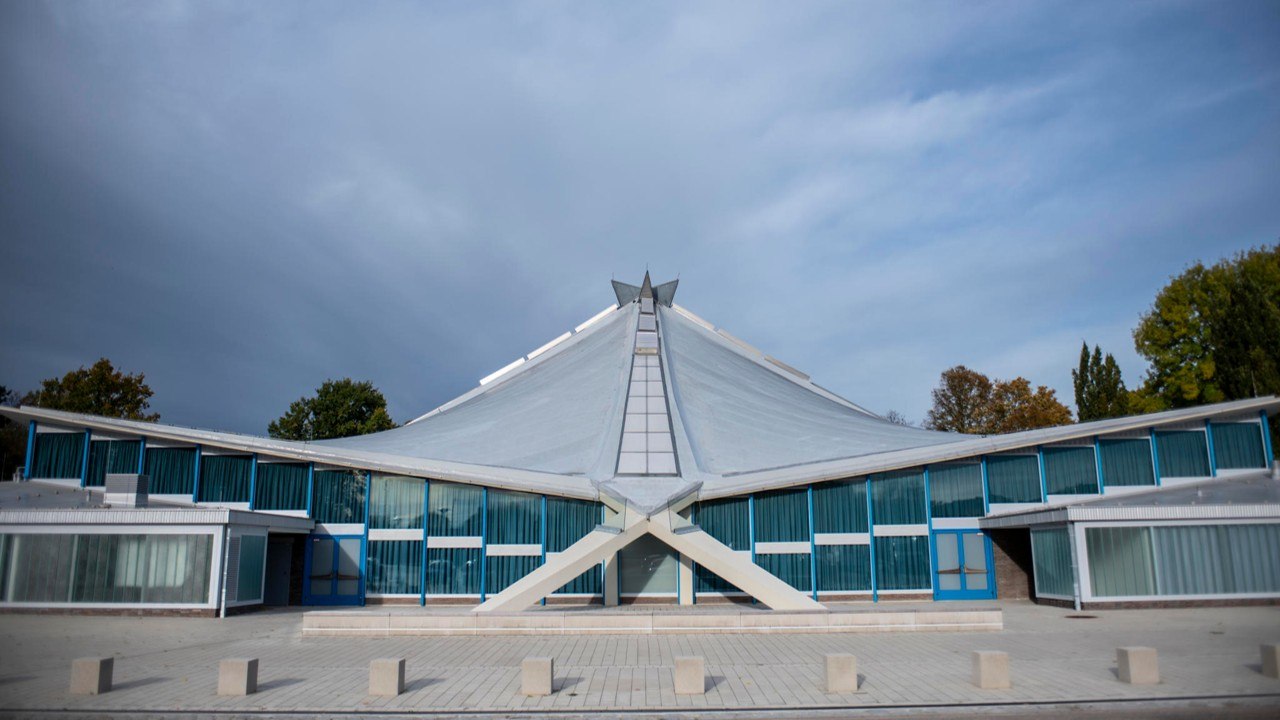 &copy; J&ouml;rn Lehmann