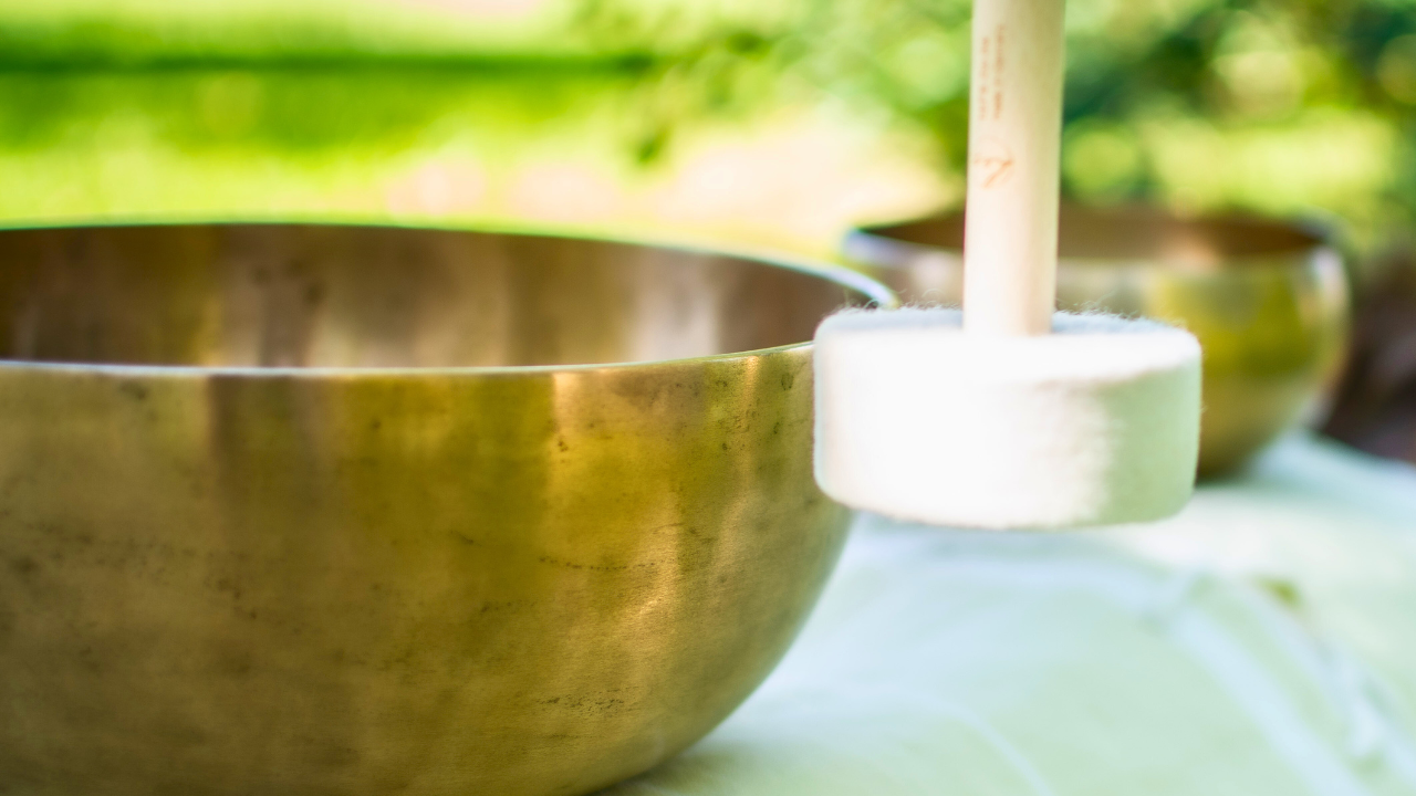 Toepassingen van klankschalen, &copy; Lotte Krafft